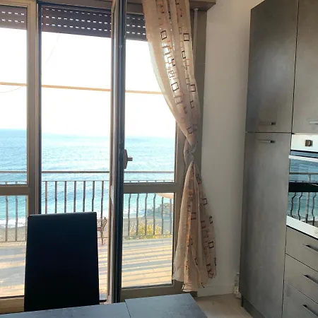 La Casa Di Frank Cogoleto