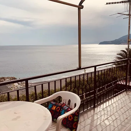 La Casa Di Frank Apartamento Cogoleto
